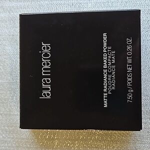 Laura Mercier Matte Radiance Baked Powder, Highlight-01, 0.26oz